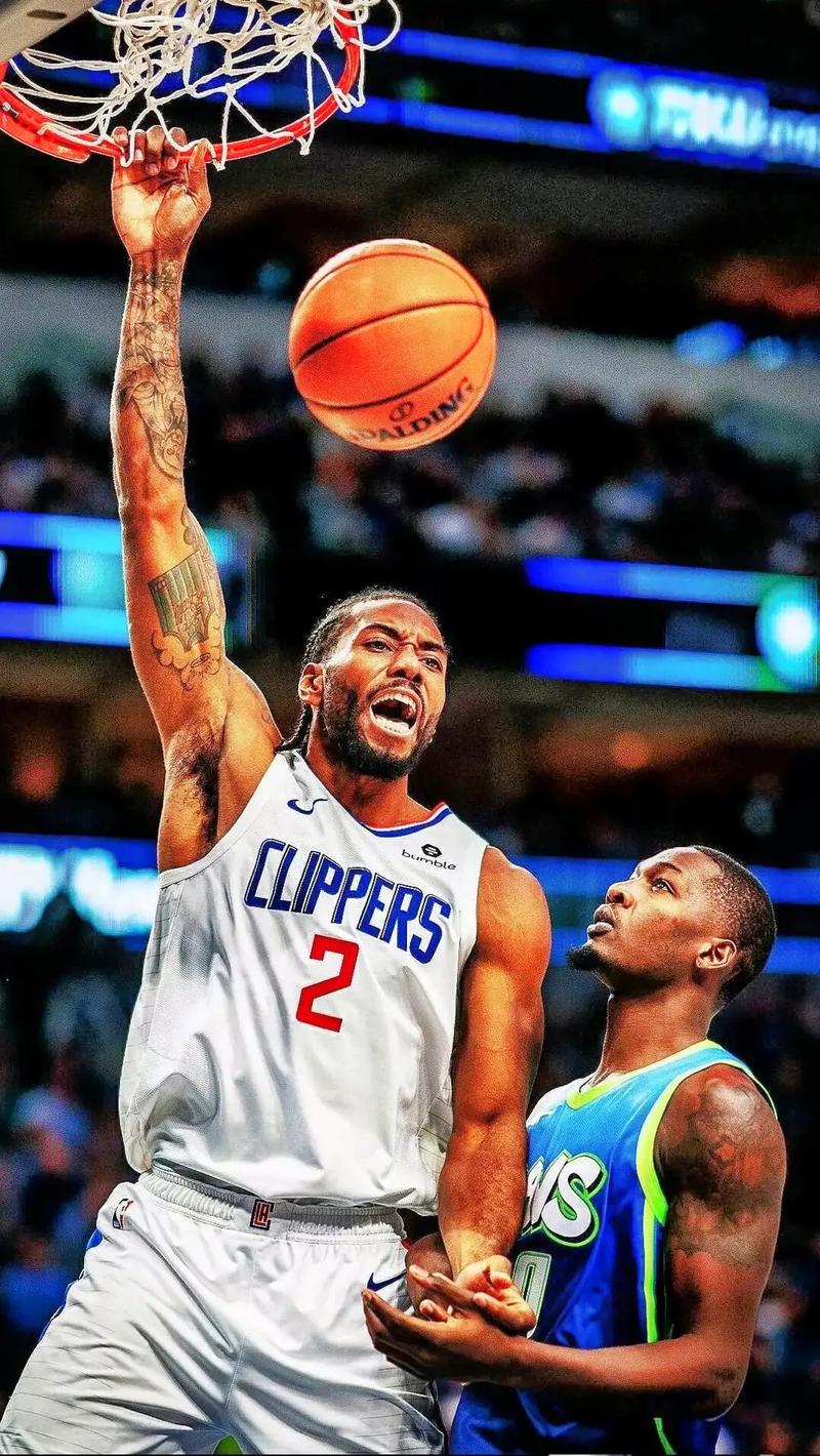 队记：斯玛特因背部伤势，将缺席今天对阵独行侠的比赛（队记者称斯玛特背伤将缺席今日战独行侠）