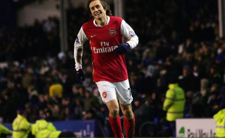 莱万慌了吗？巴萨另一神锋每88分钟进1球，主力中锋之争提前结束？（莱万该慌吗？巴萨另一锋霸88分钟一球，主力中锋之争或提前落幕）