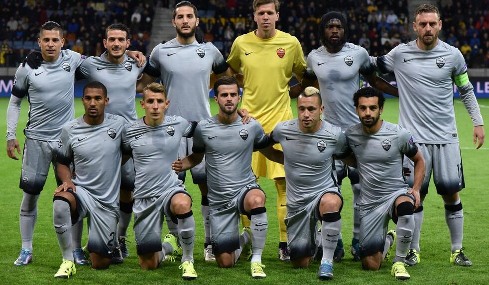 官方：格列兹曼荣膺2025金足奖（官方宣布：格列兹曼斩获2025年金足奖）