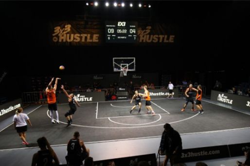 拜仁“小王子”卡尔的巨星之路 偶像梅西但不想和谁比较（拜仁“小王子”卡尔：逐梦巨星，以梅西为偶像却拒绝比较）