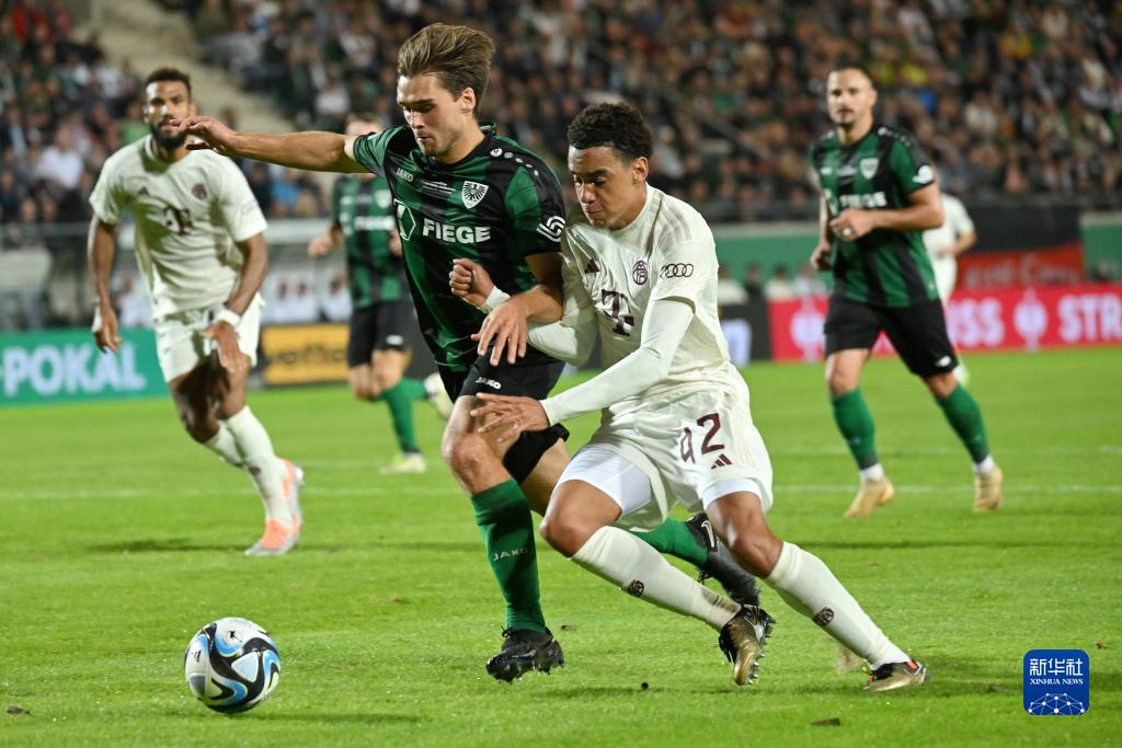 西媒：德拉富恩特将在欧美杯前确定世界杯阵容，用阿根廷当试金石（西媒称德拉富恩特将于欧美杯前敲定世界杯名单，阿根廷成检验阵容的试金石）