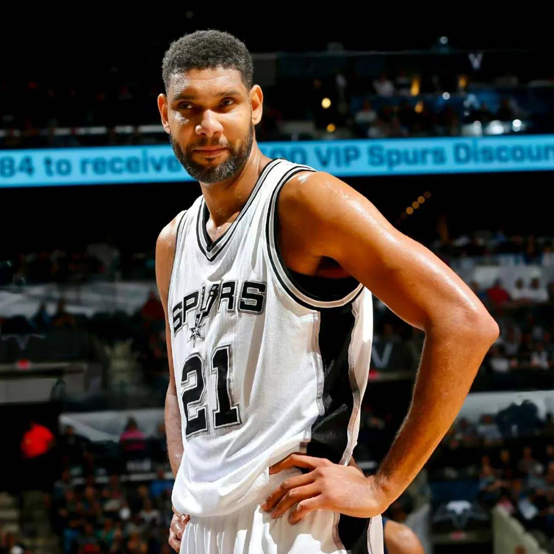 甘兹谈从国米转会米兰：虽然朋友也辱骂我，但是我从未后悔（甘兹谈从国米转投米兰：即便被朋友辱骂，也从不后悔）