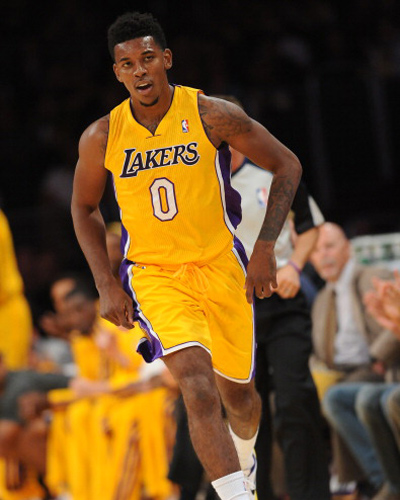 英超前瞻：利物浦4战不败状态回升，布莱顿获誉英超绝杀王（英超展望：利物浦近4场不败势头回暖，布莱顿被誉为绝杀之王）