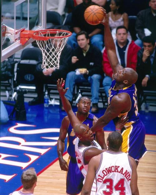 亚预赛战报：凡迪1射1传，安永佳破门，新加坡2-1中国香港（亚洲预选赛：凡迪传射，安永佳破门，新加坡2-1力克中国香港）