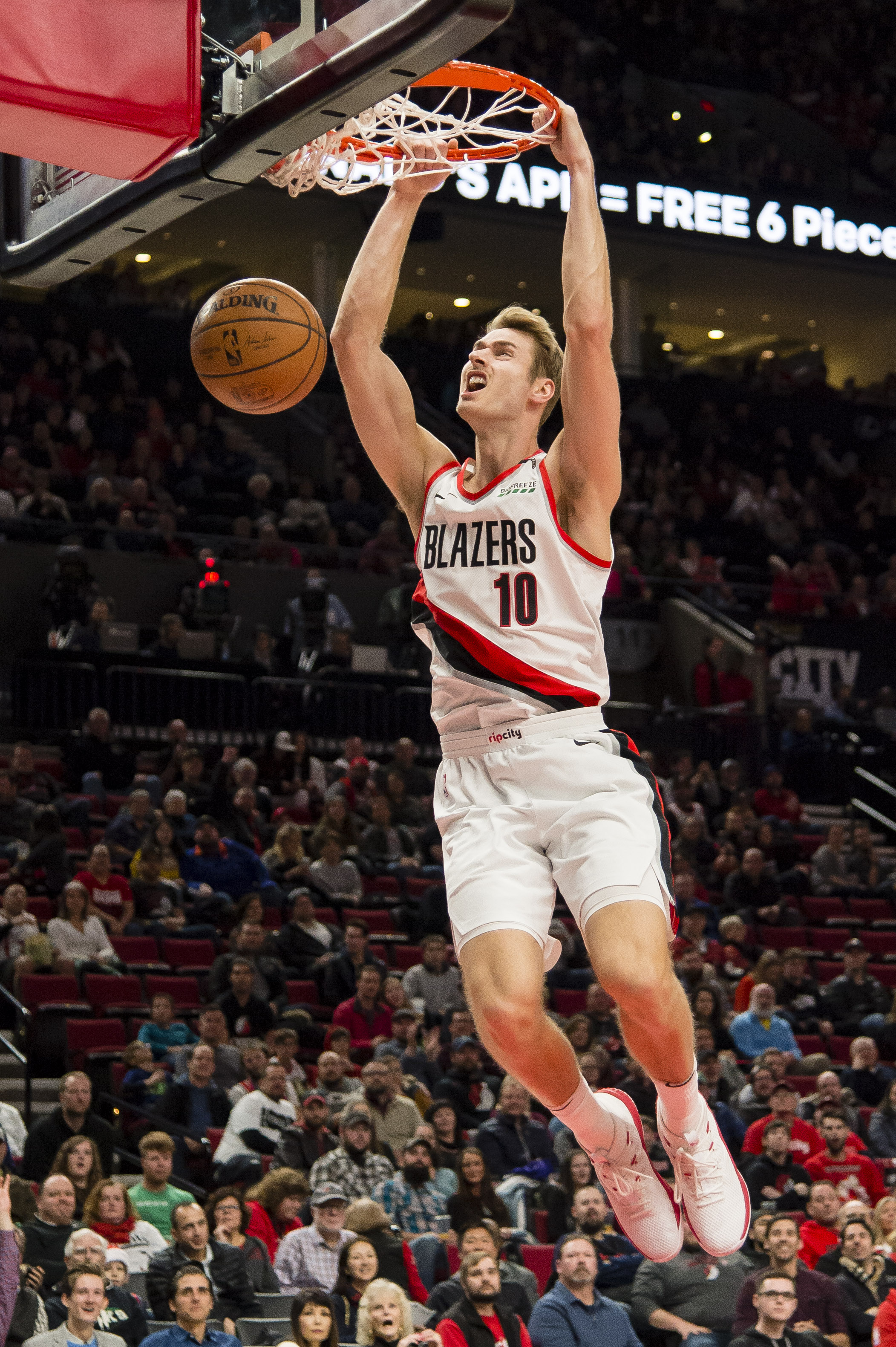 马斯切拉诺：获胜的多数比赛苏牙都在场，我们需要每一名球员（马斯切拉诺：多数胜场有苏牙在阵，球队需要每一位球员）