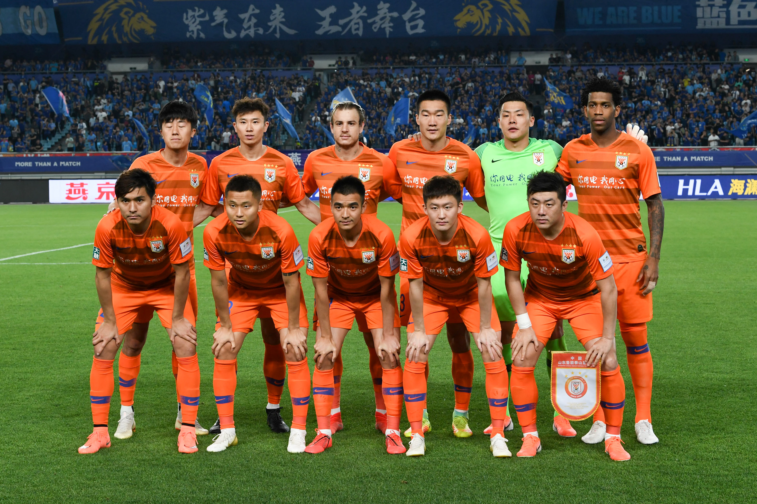 德甲最新积分战报 多特6轮不败稳居第3 差拜仁9分（德甲积分榜更新：多特近6轮不败稳坐第三，落后拜仁9分）